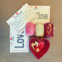 Load image into Gallery viewer, Valentine Activity Box
